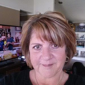 Meet your Posher, Jeanine